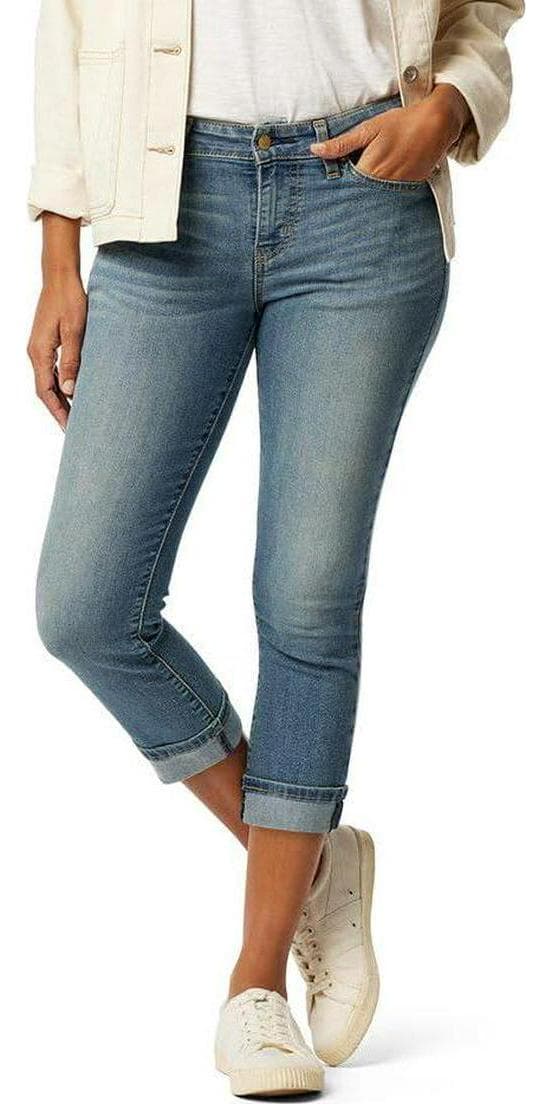 Signature by Levi Strauss and Co. Gold Women’s Mid-Rise Slim Fit Capris (Available in Plus Size)